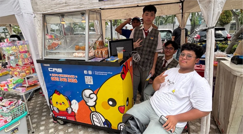 C’Bezt Fried Chicken Meriahkan ELATE 2025: EQUINORA di SMAK Penabur Kota Wisata